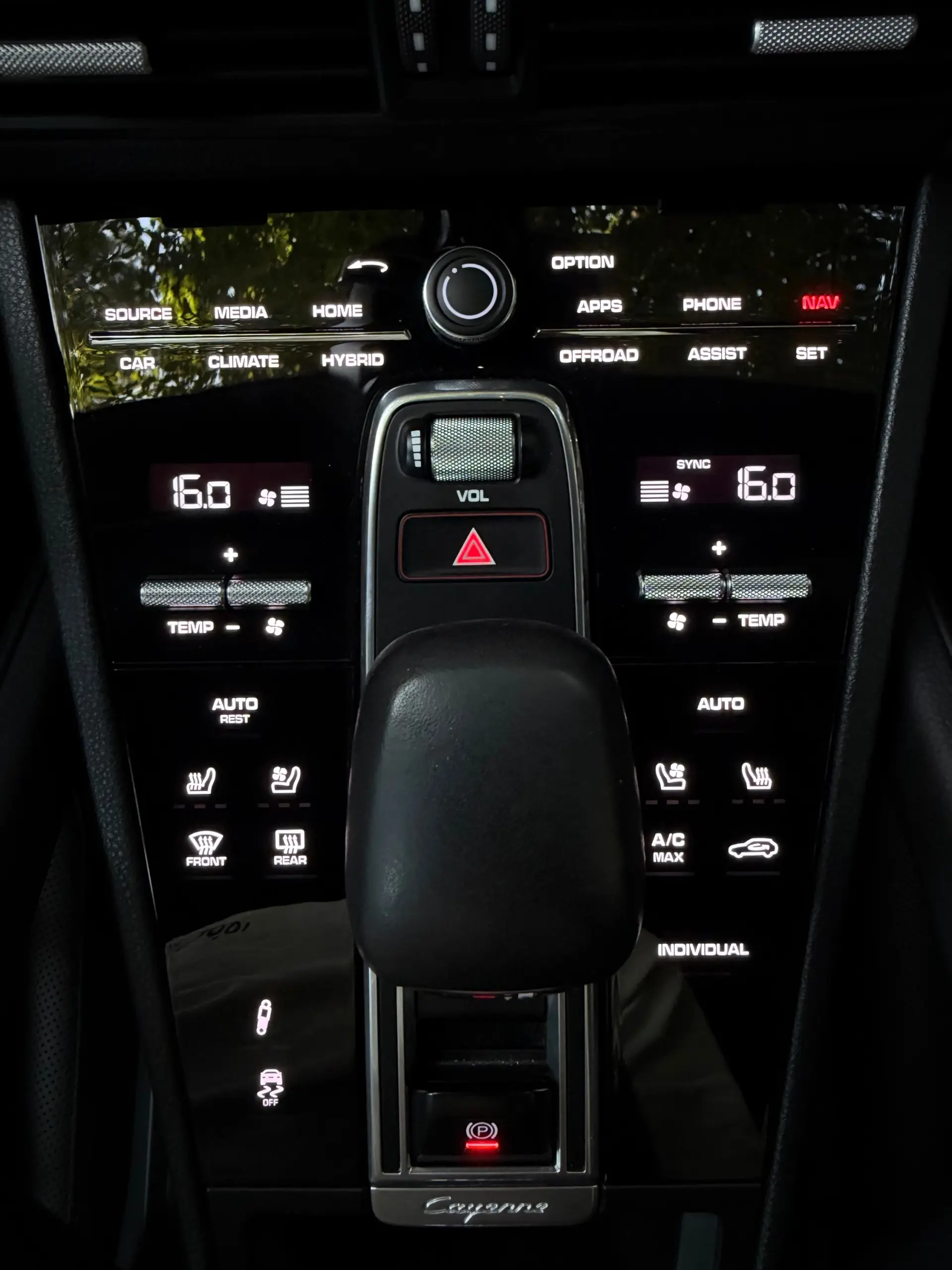 Porsche Cayenne E-Hybrid 36