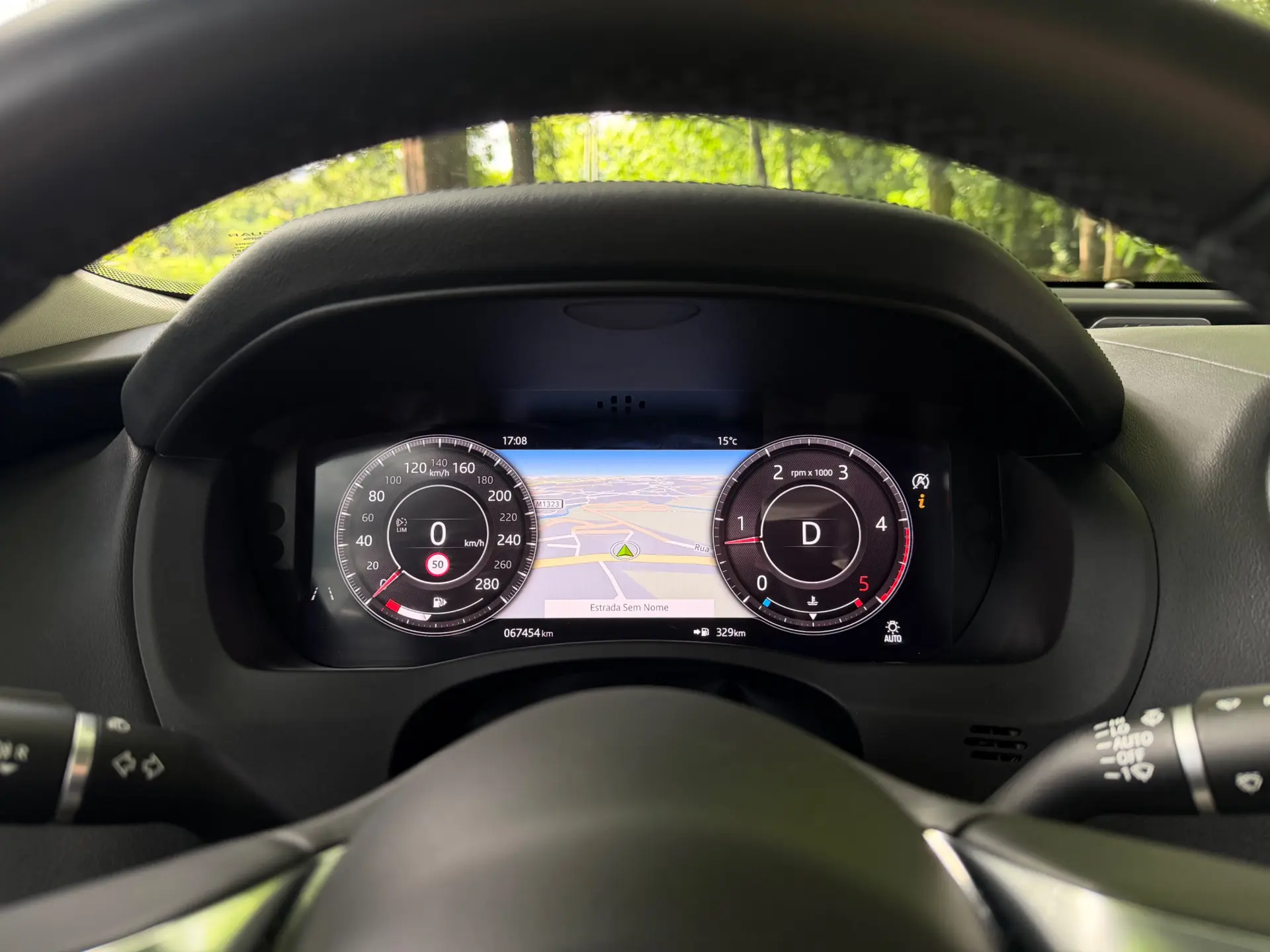 Jaguar XE 2.0 D R-Dynamic S 24