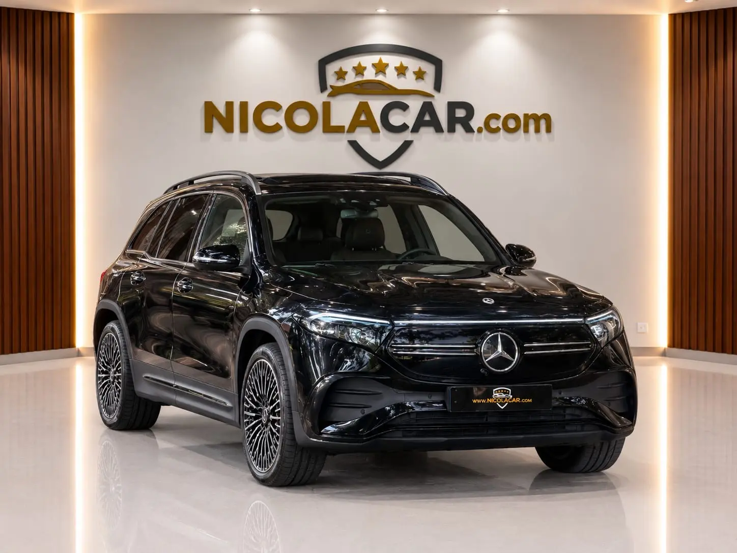 Mercedes-Benz EQB 350 4Matic AMG Line 1