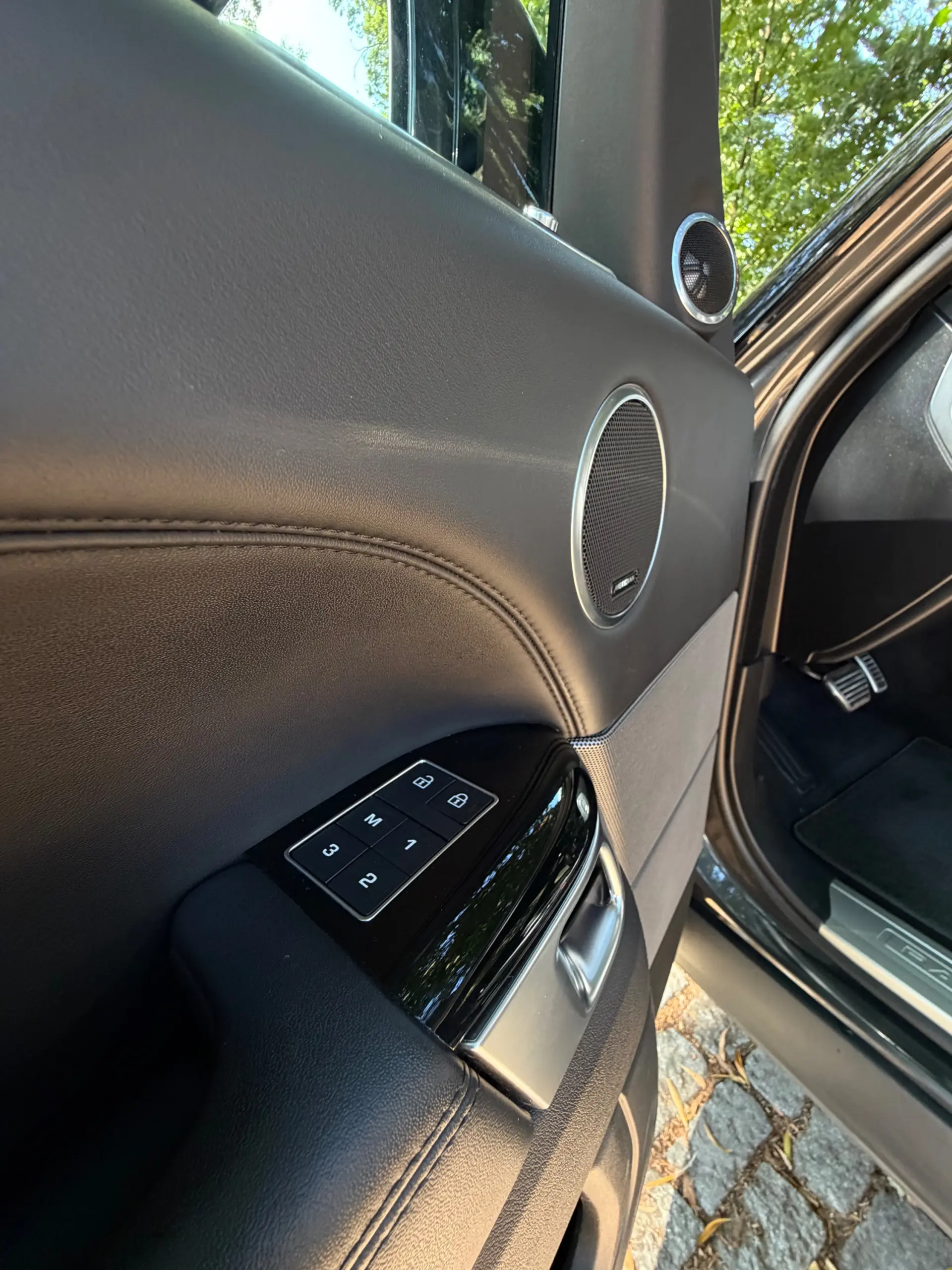 Land Rover Range Rover Sport 2.0 Si4 PHEV HSE Dynamic Stealth 33