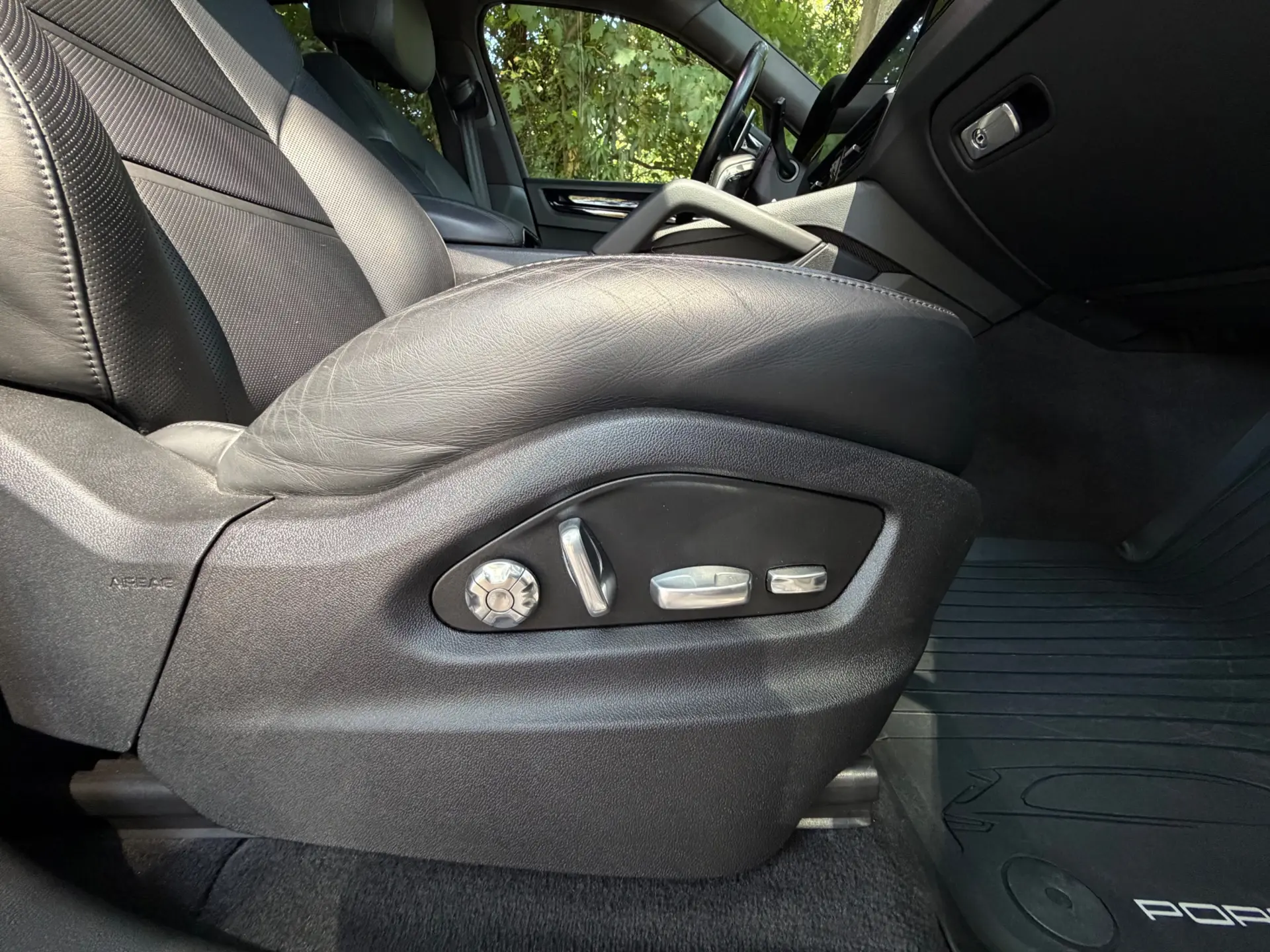 Porsche Cayenne E-Hybrid 17