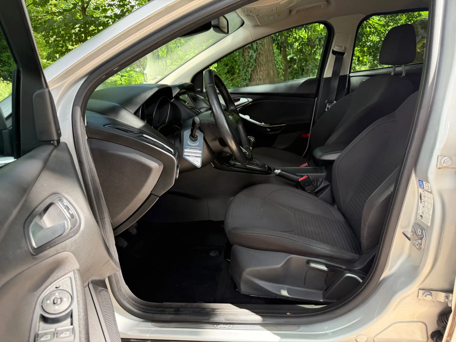 Ford Focus SW 1.0 EcoBoost Titanium 27