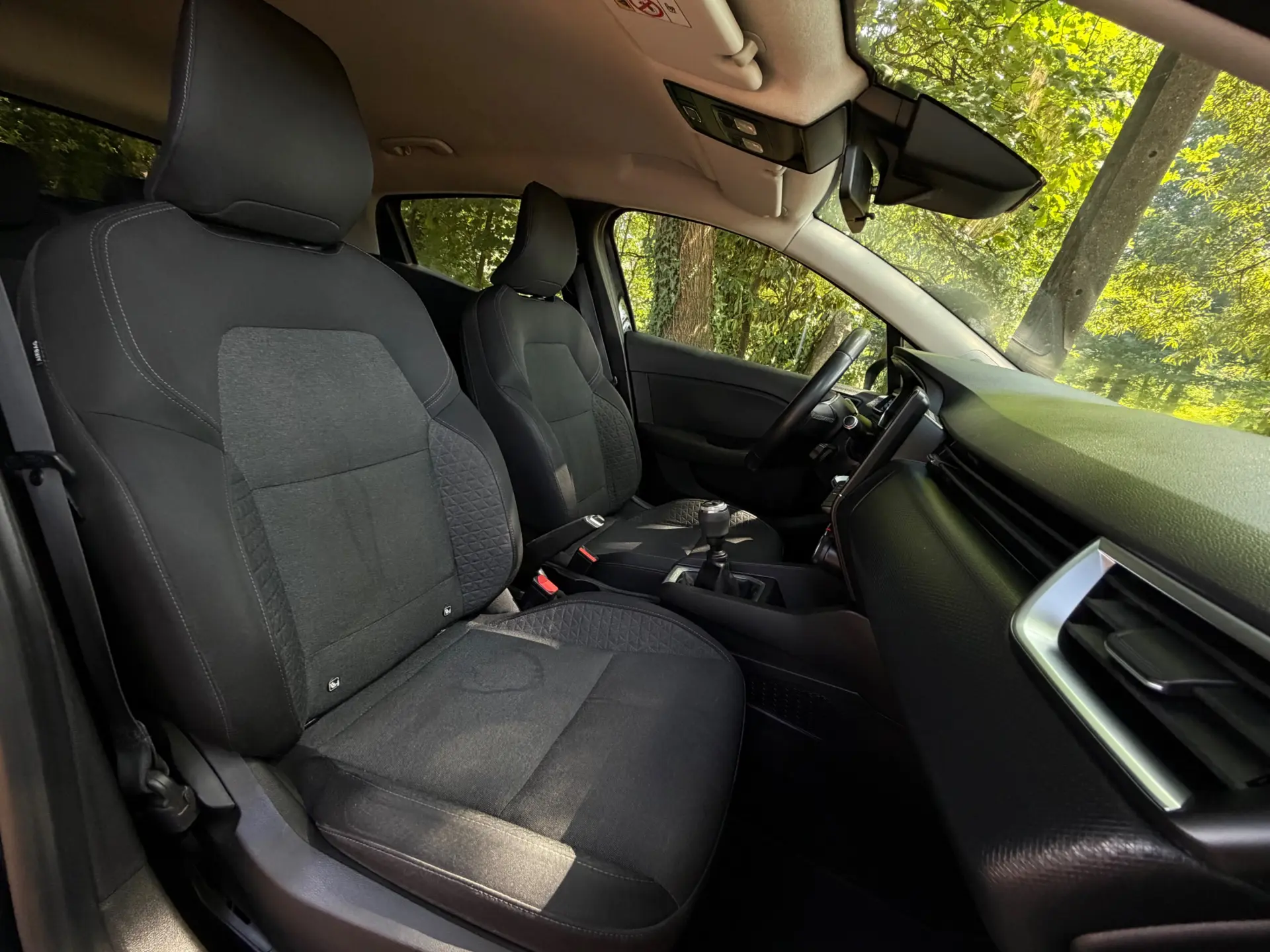 Renault Clio 1.0 TCe Intens Bi-Fuel 42