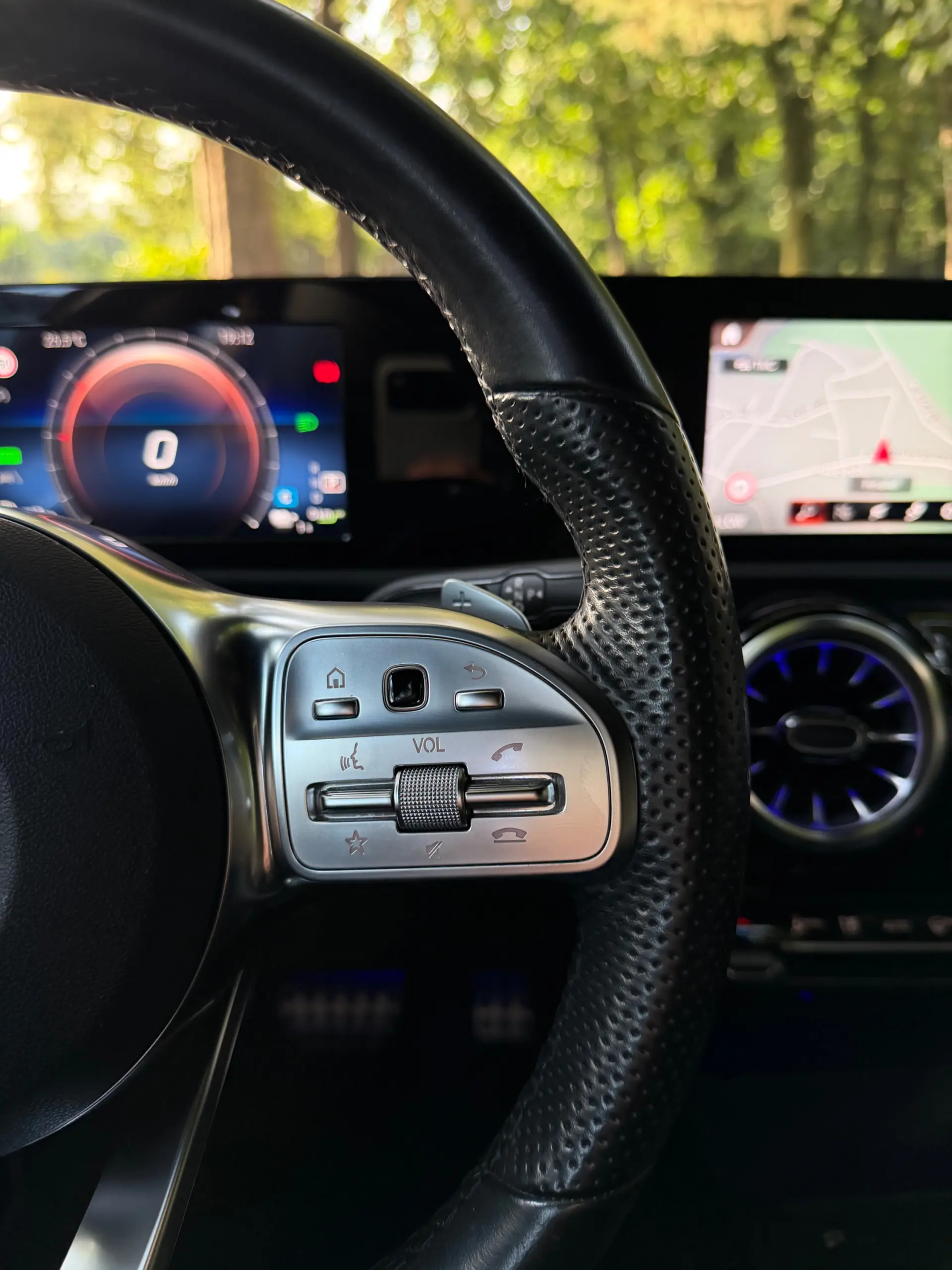 Mercedes-Benz CLA 250 e 8G-DCT Edition AMG Line 18
