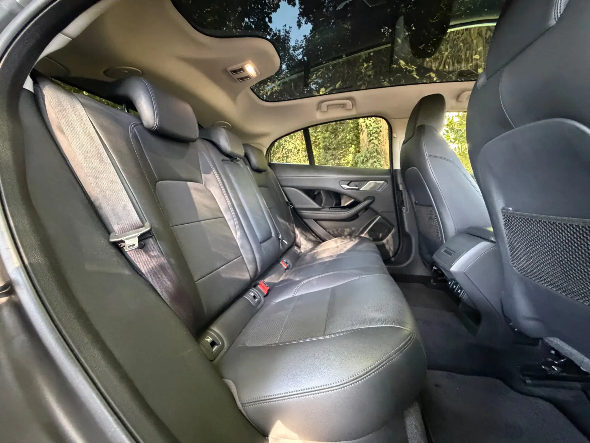 Jaguar I-Pace EV400 R-Dynamic HSE AWD 53