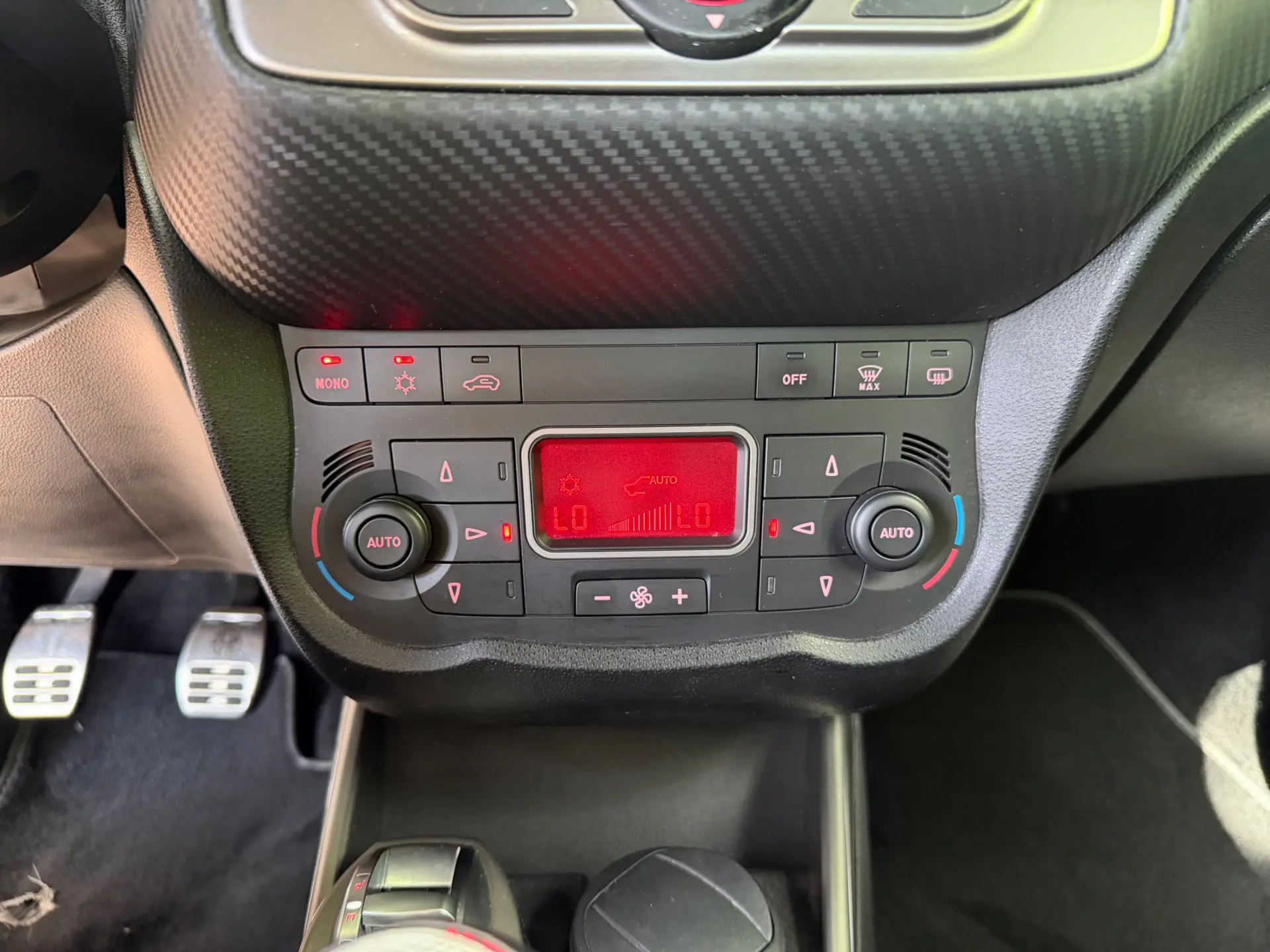 Alfa Romeo MiTo 1.4 T MultiAir Quadrifoglio Verde 15