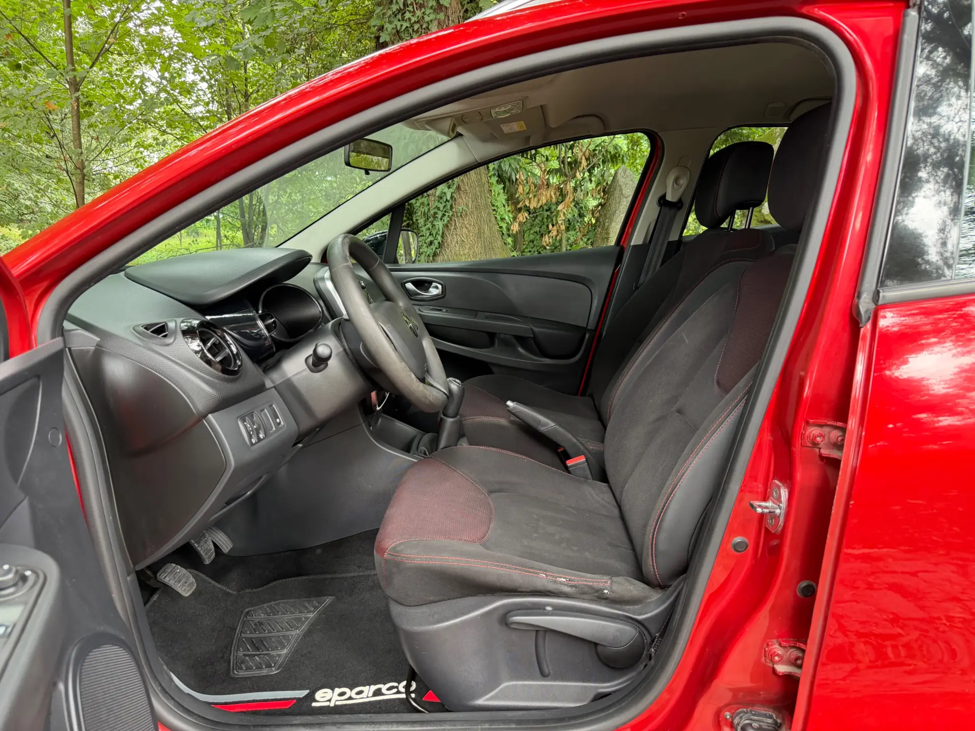 Renault Clio Sport Tourer 36
