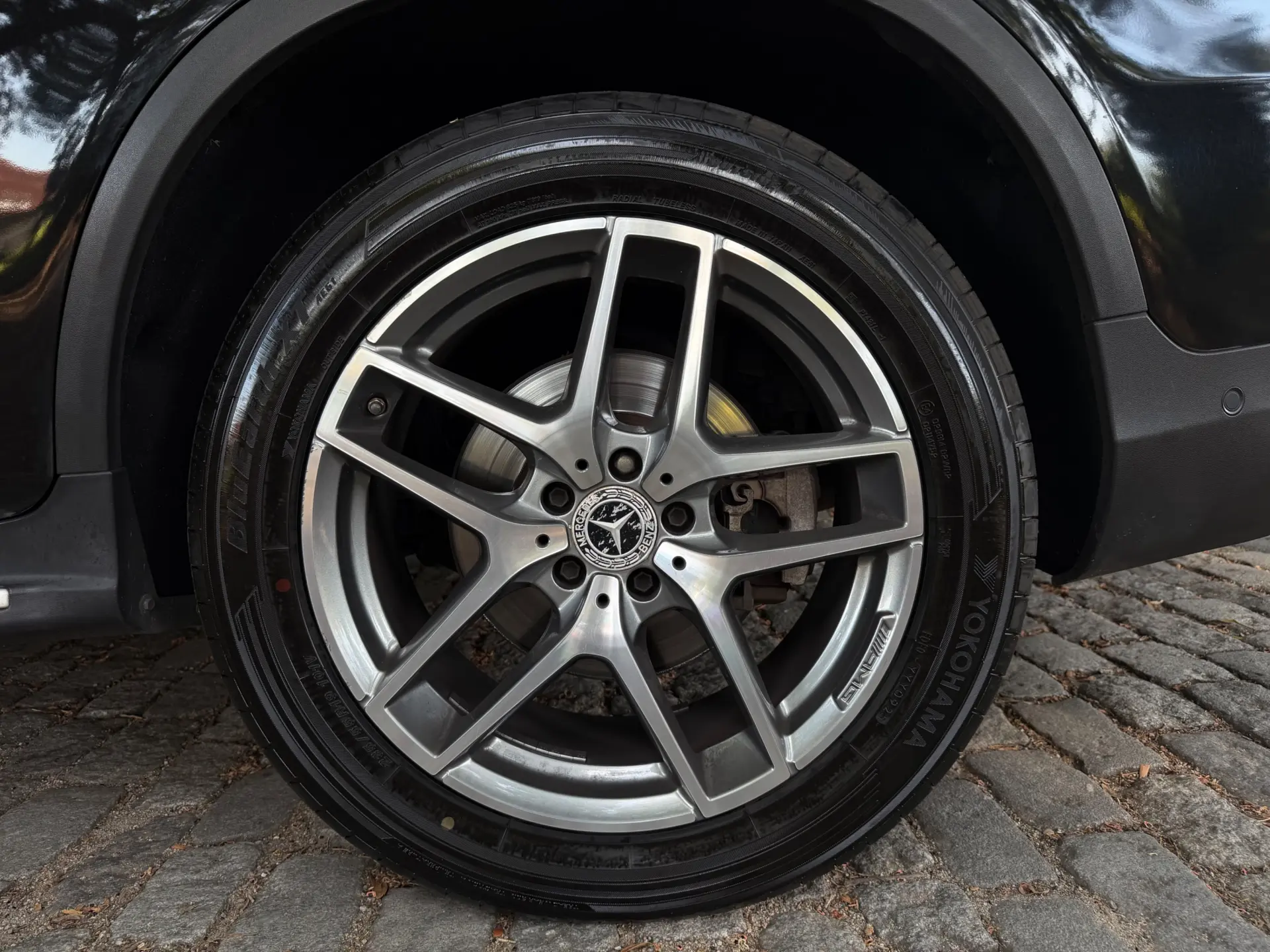 Mercedes-Benz GLC 220 d 4Matic 9G-TRONIC AMG Line 53