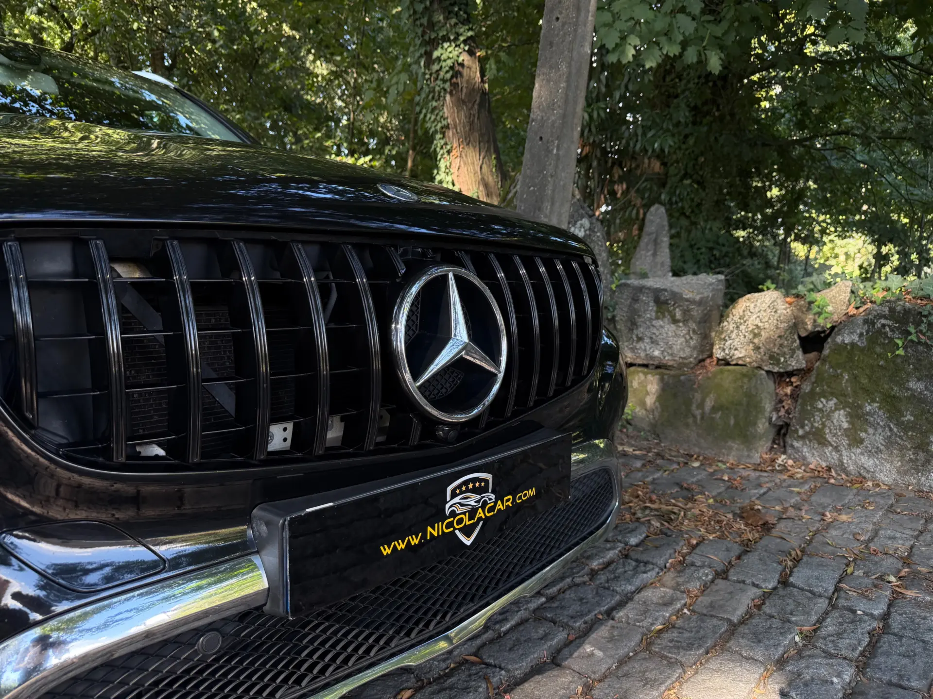 Mercedes-Benz GLC 220 d 4Matic 9G-TRONIC AMG Line 11