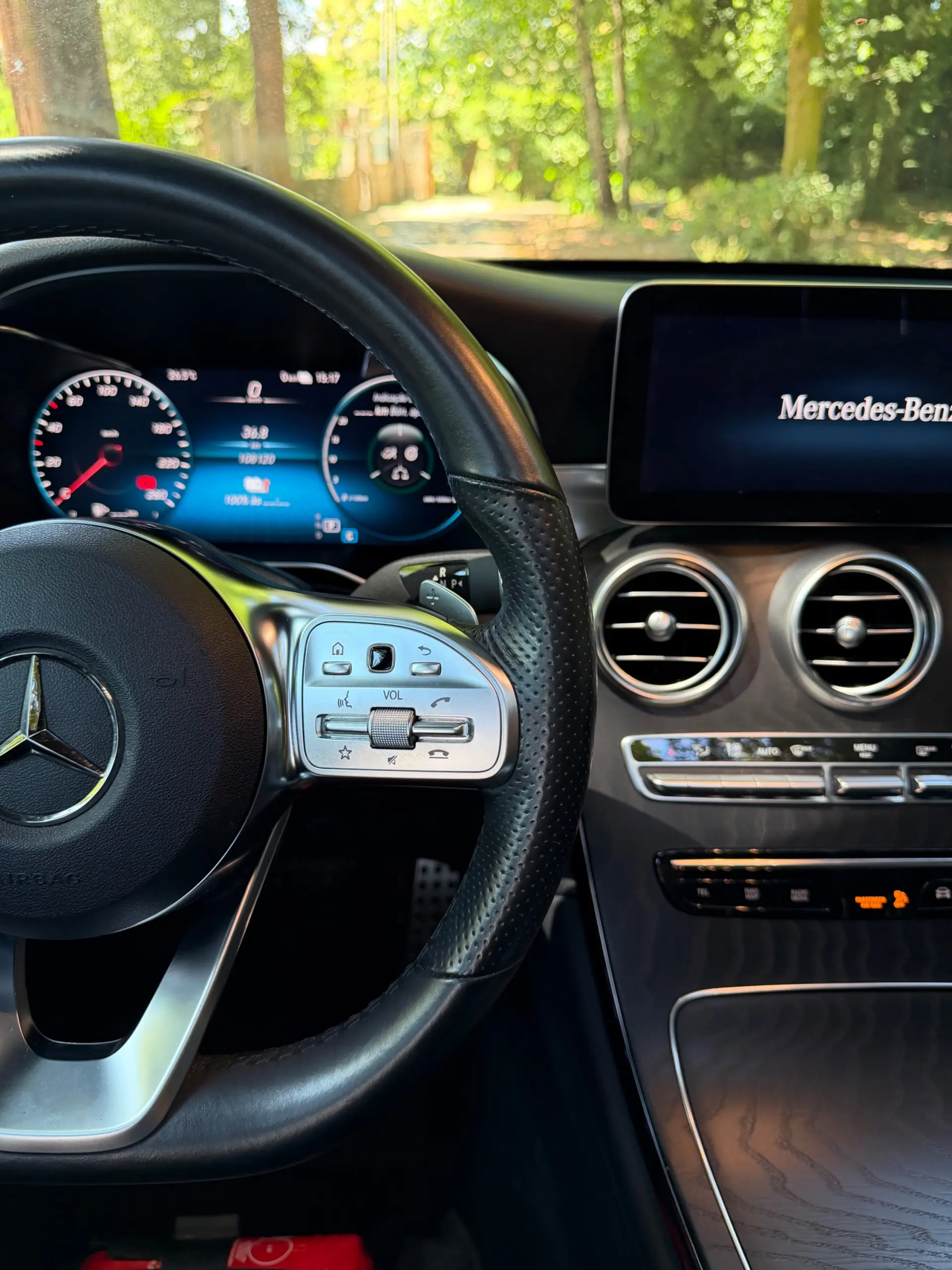 Mercedes-Benz GLC 300 de Coupé 4Matic 15