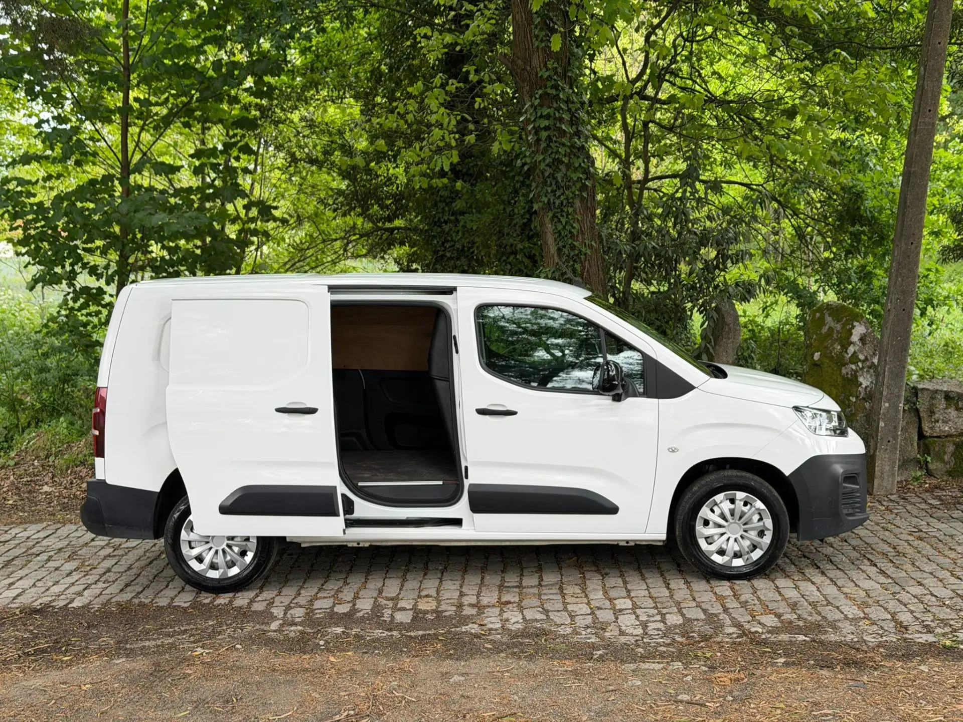Citroen Berlingo 1.5 BlueHDi XL S&S EHZ EAT8 Control Variospace 8