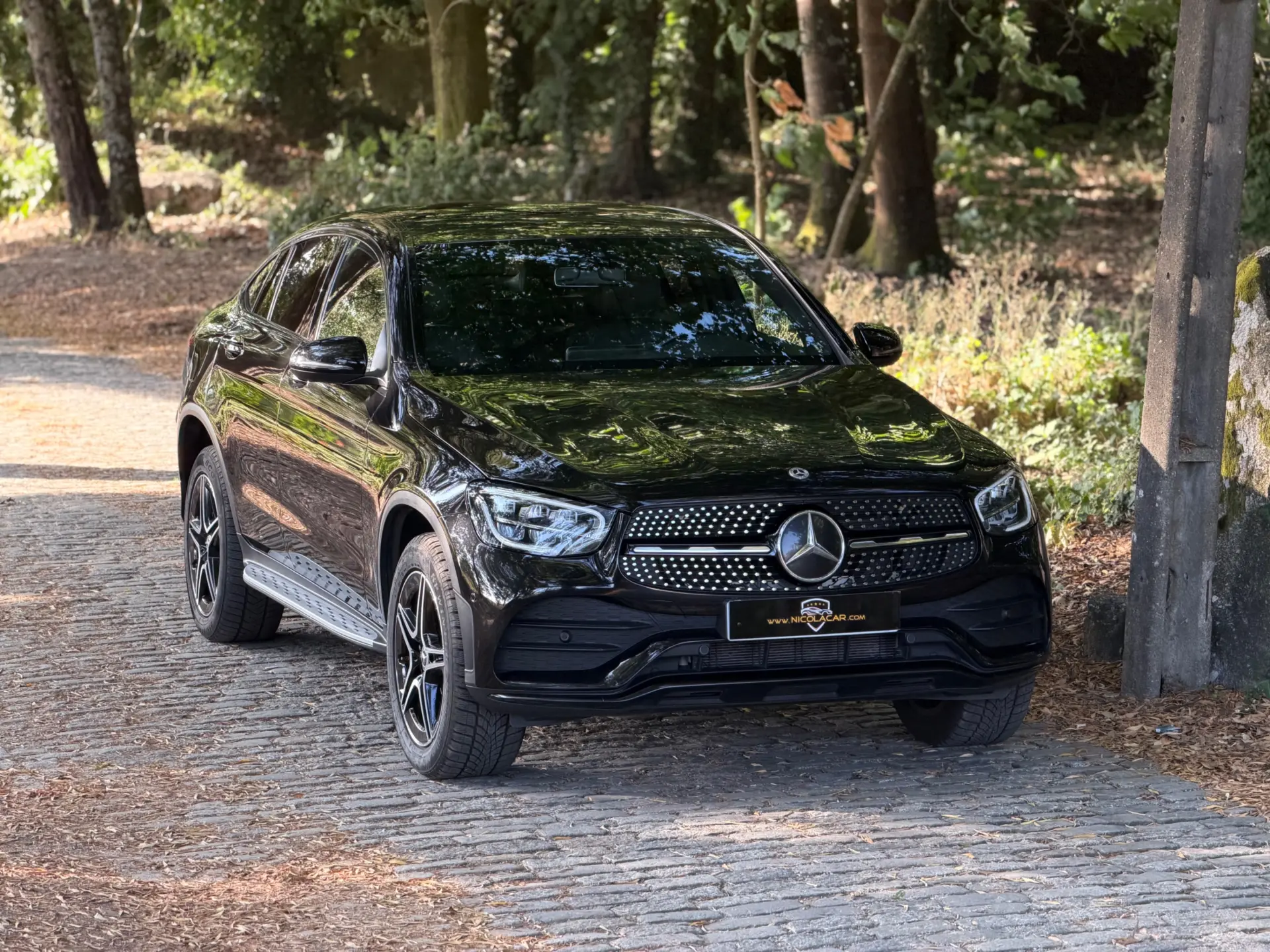 Mercedes-Benz GLC 300 de Coupé 4Matic 2