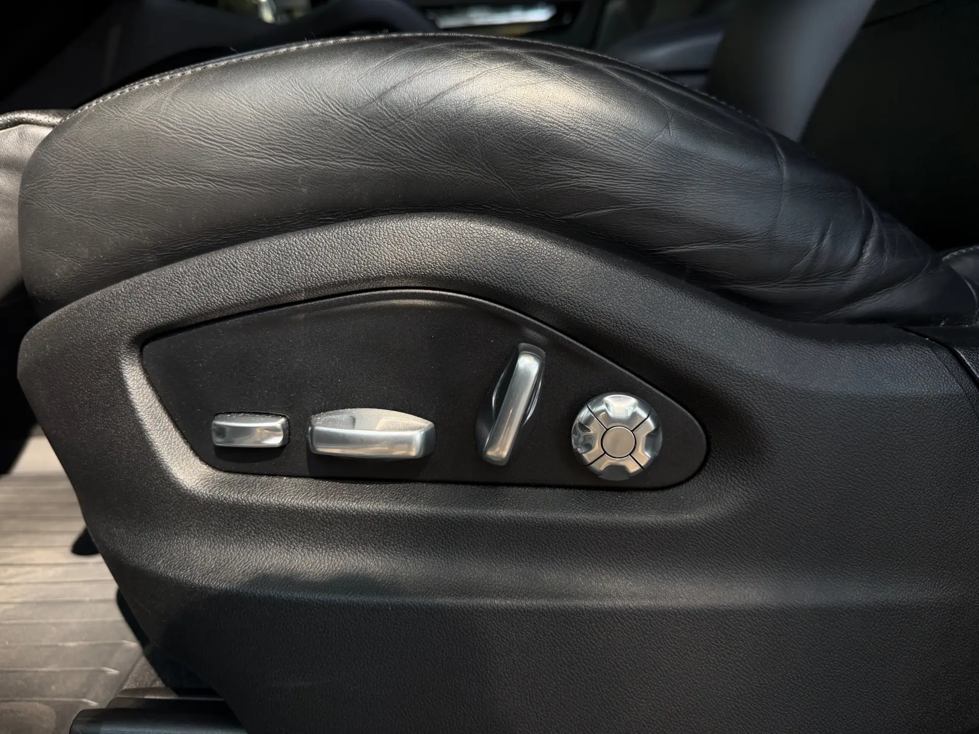 Porsche Cayenne E-Hybrid 18
