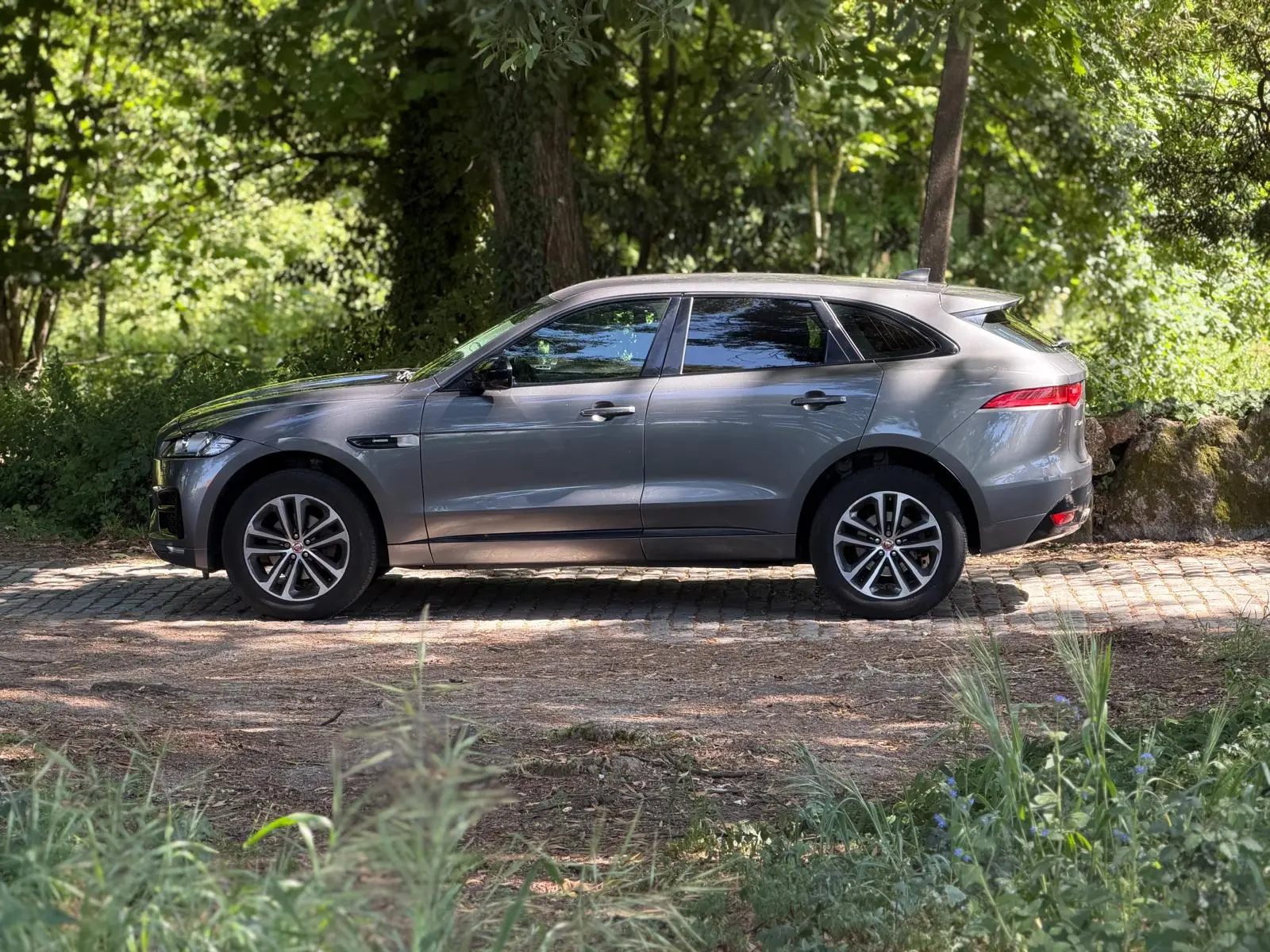 Jaguar F-Pace 2.0 i4D Portfolio AWD Aut. 28