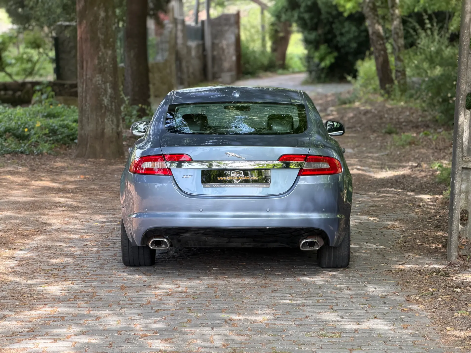 Jaguar XF 2.7 D V6 Premium Luxury 45