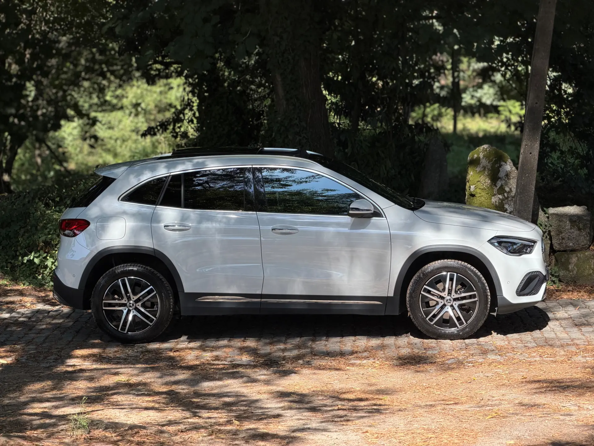 Mercedes-Benz GLA 250 e 8G-DCT Special Edition 8