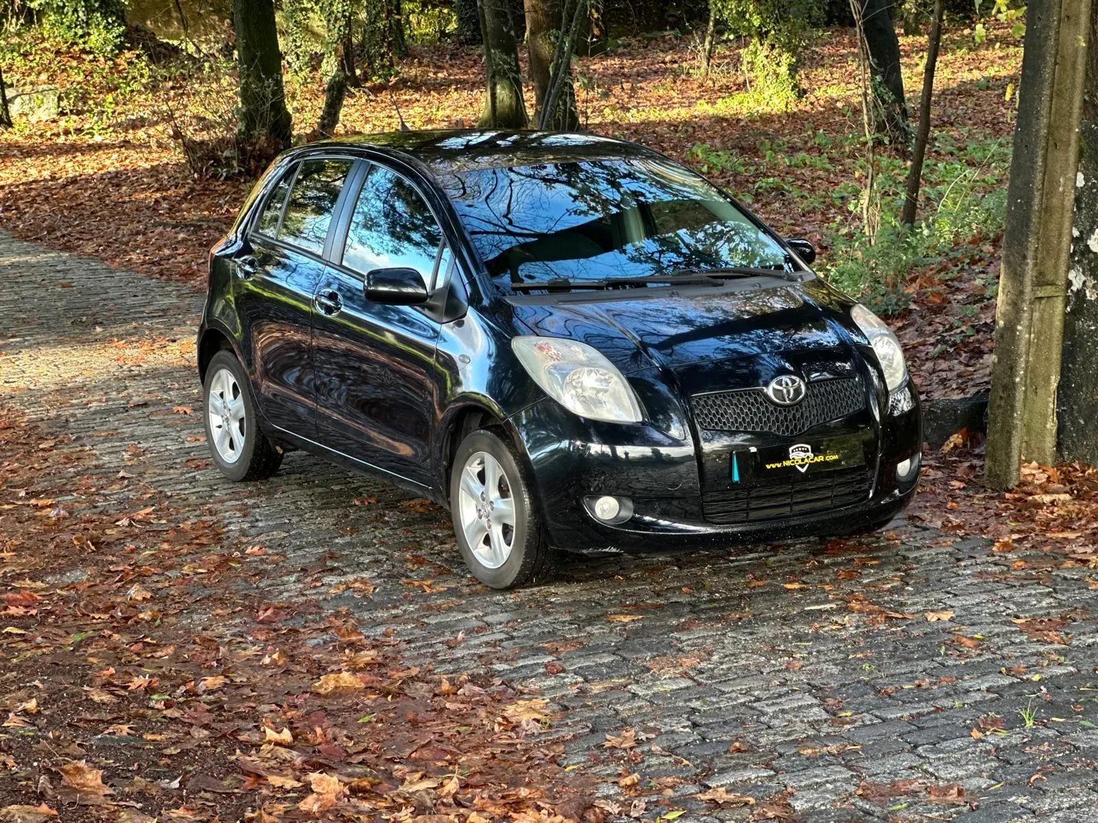 Toyota Yaris 1.0 VVT-i High Pack MM 4