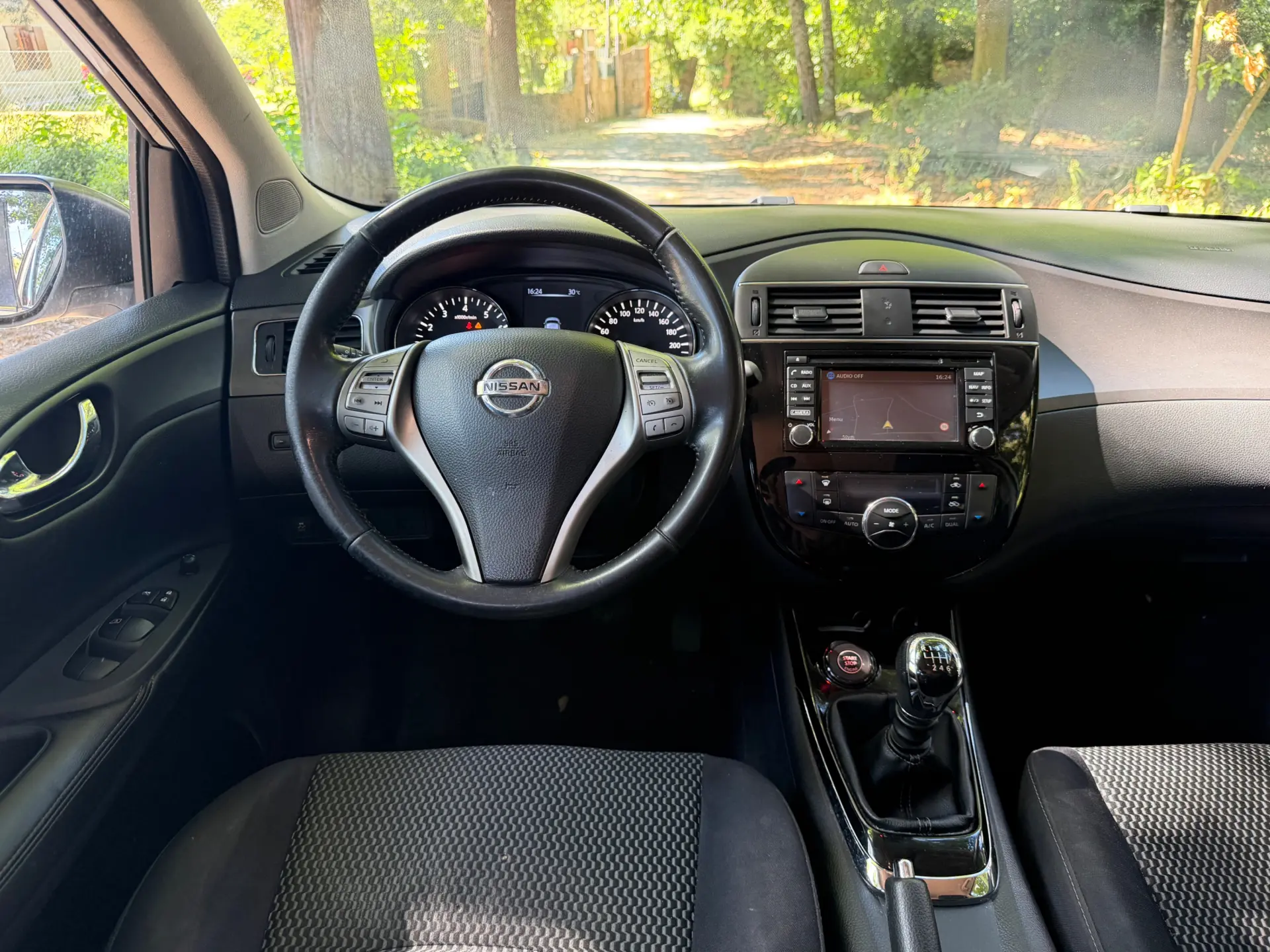 Nissan Pulsar 1.2 DIG-T Tekna RS 14