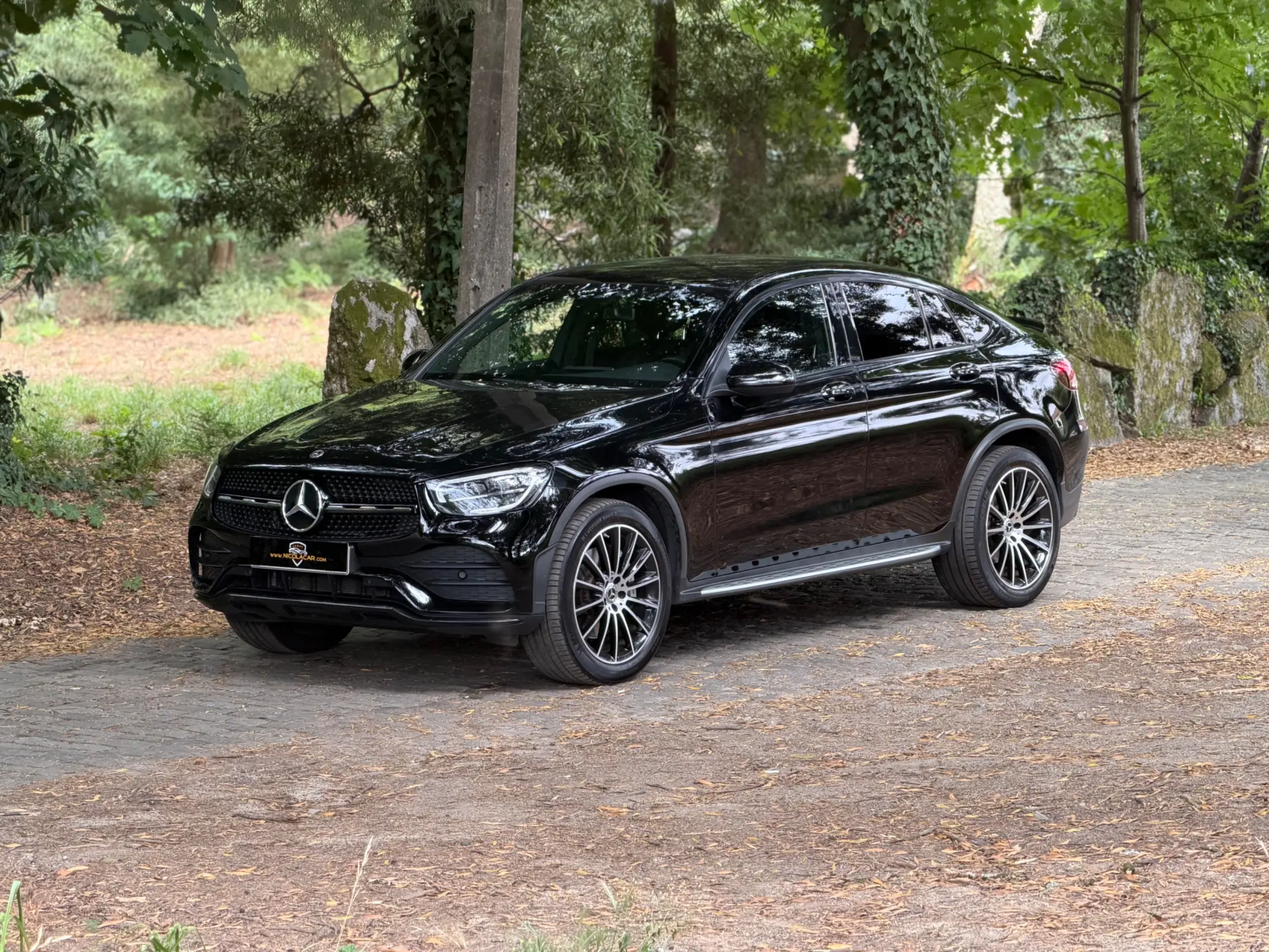 Mercedes-Benz GLC 300 de Coupé 4Matic 3