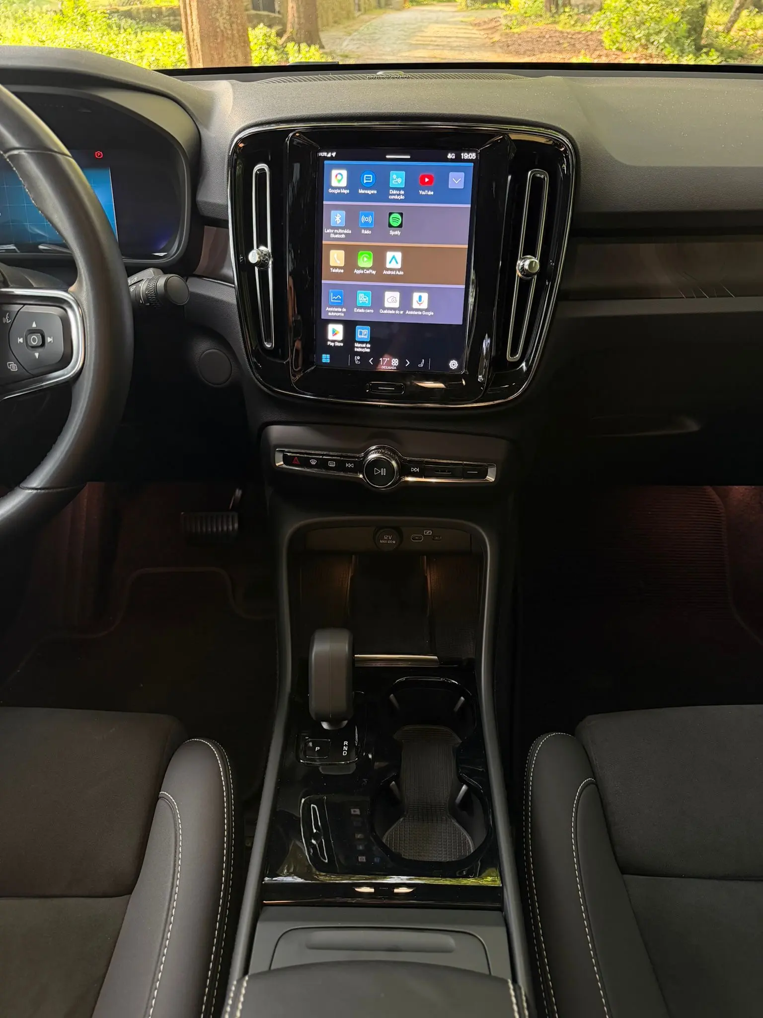 Volvo C40 Recharge Ultimate 24