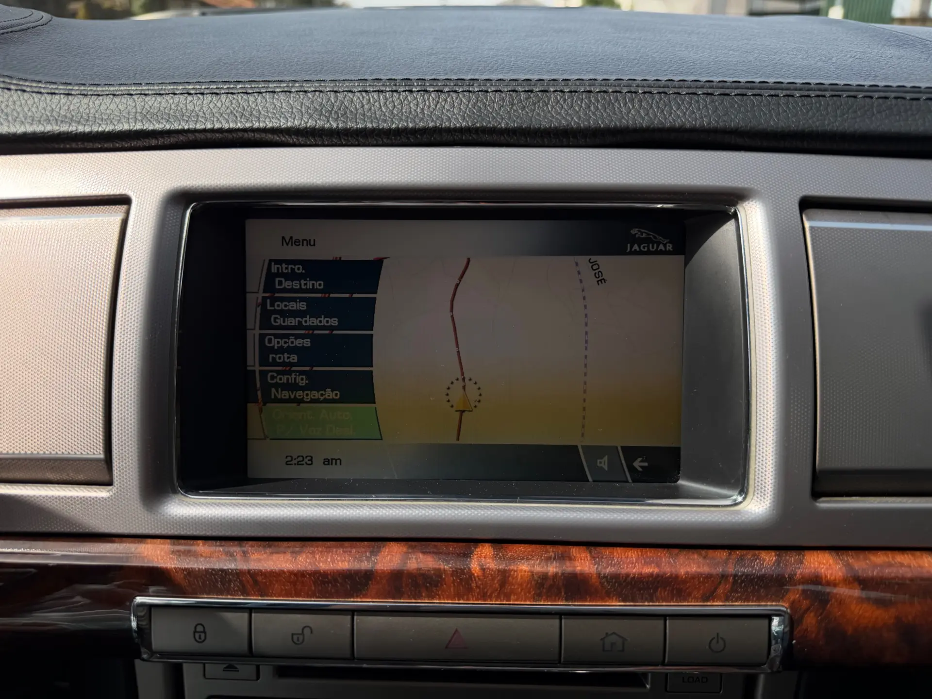 Jaguar XF 2.7 D V6 Premium Luxury 29