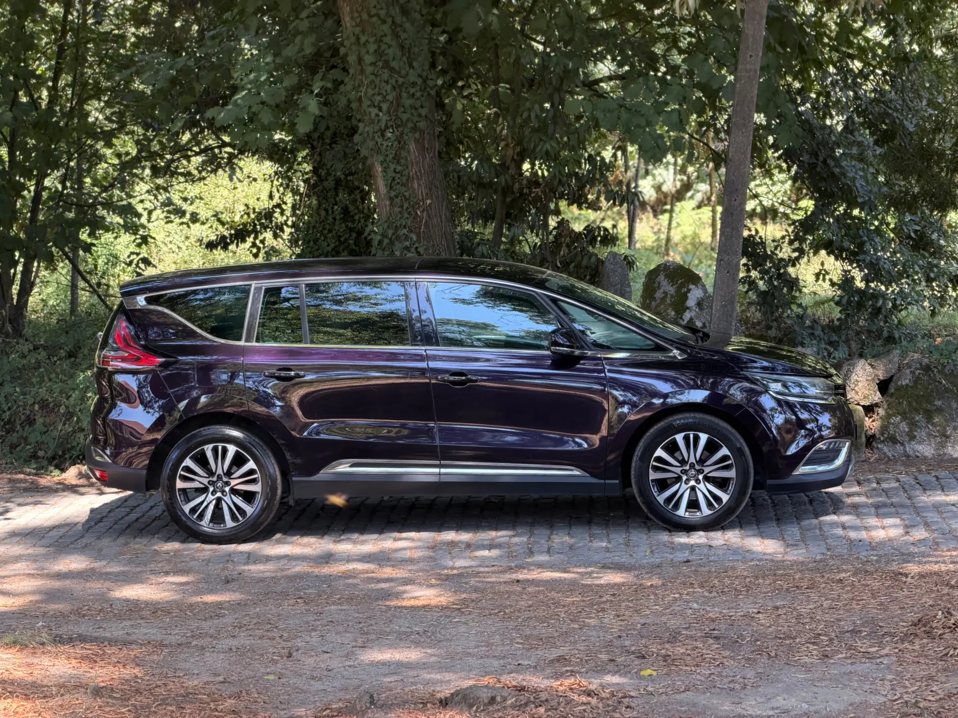 Renault Espace 1.6 dCi Initiale Paris EDC 8