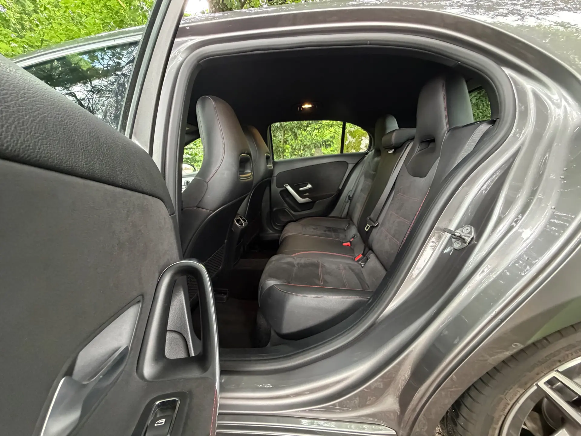 Mercedes-Benz A 180 d AMG Line Aut. 29