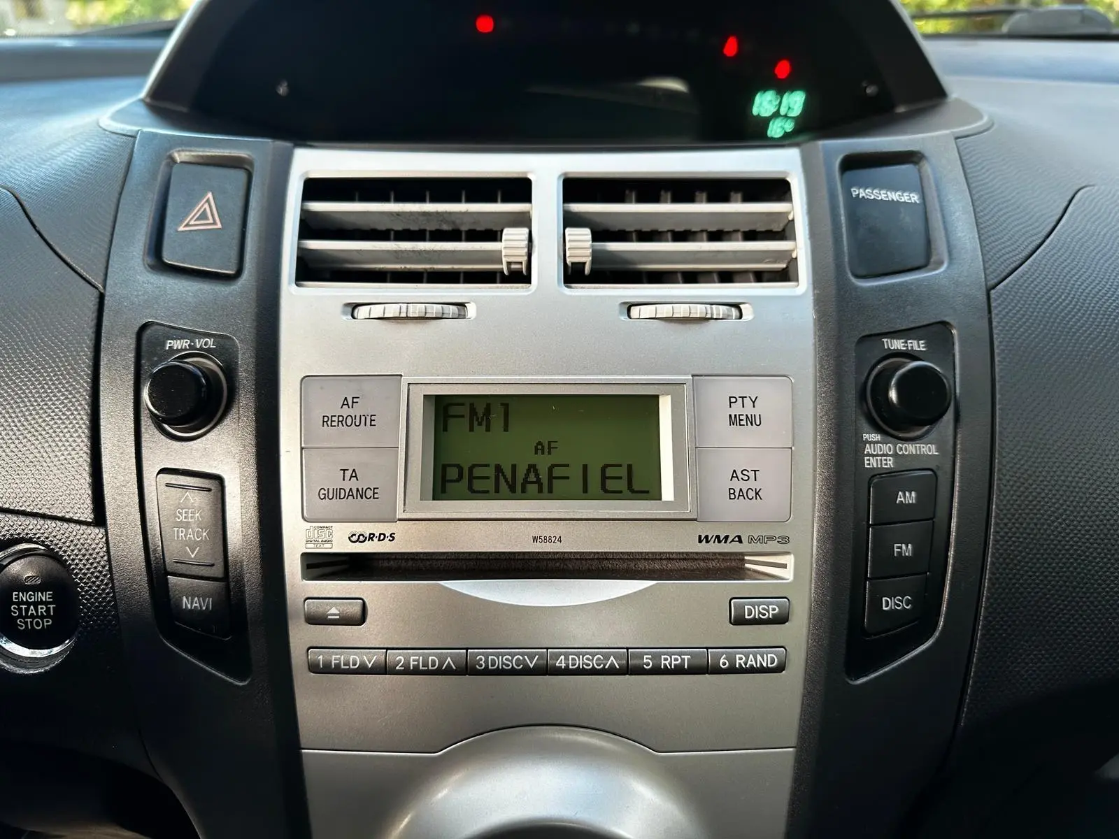 Toyota Yaris 1.0 VVT-i High Pack MM 26