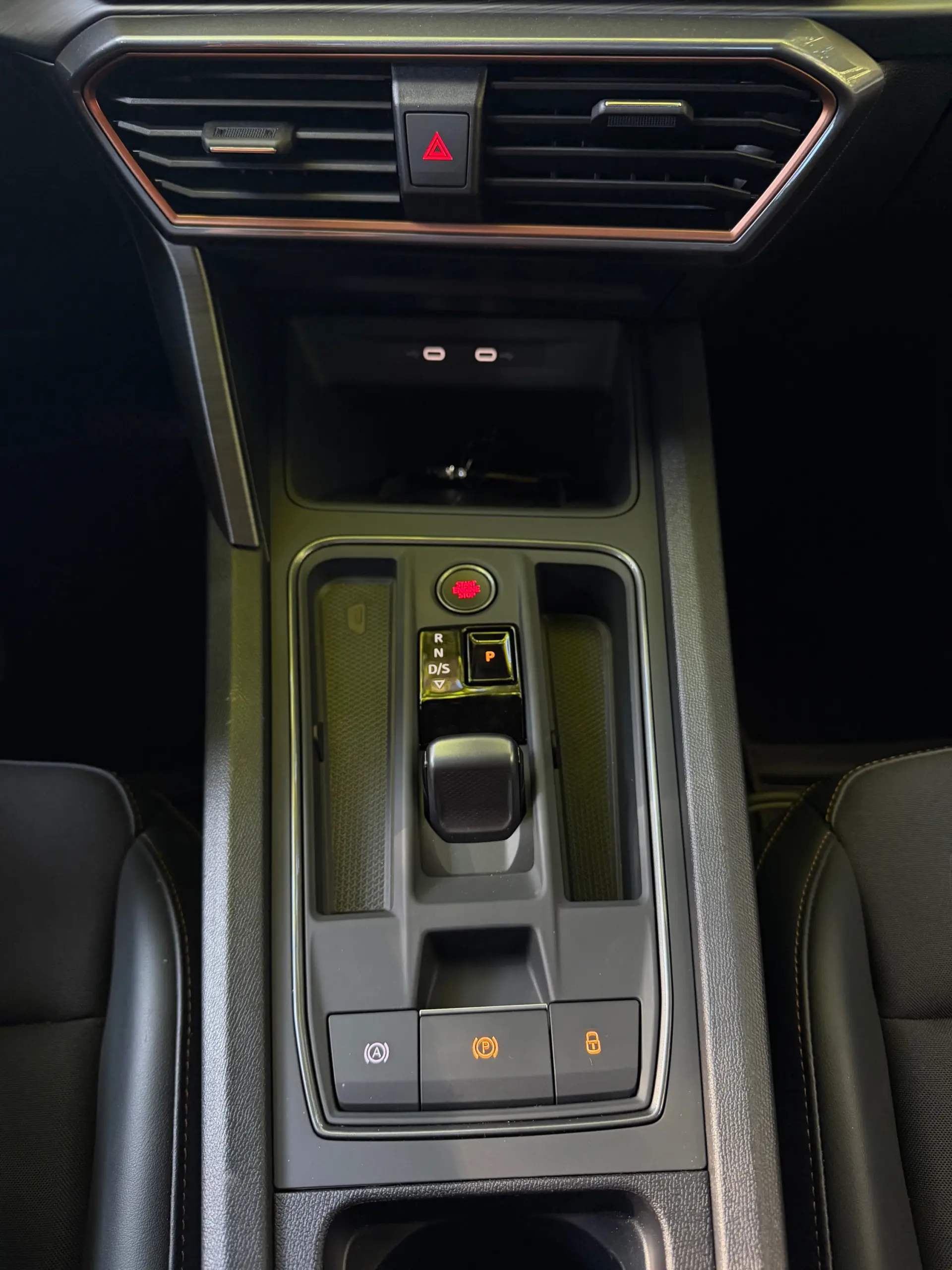 Cupra Formentor 1.4 e-Hybrid DSG 25