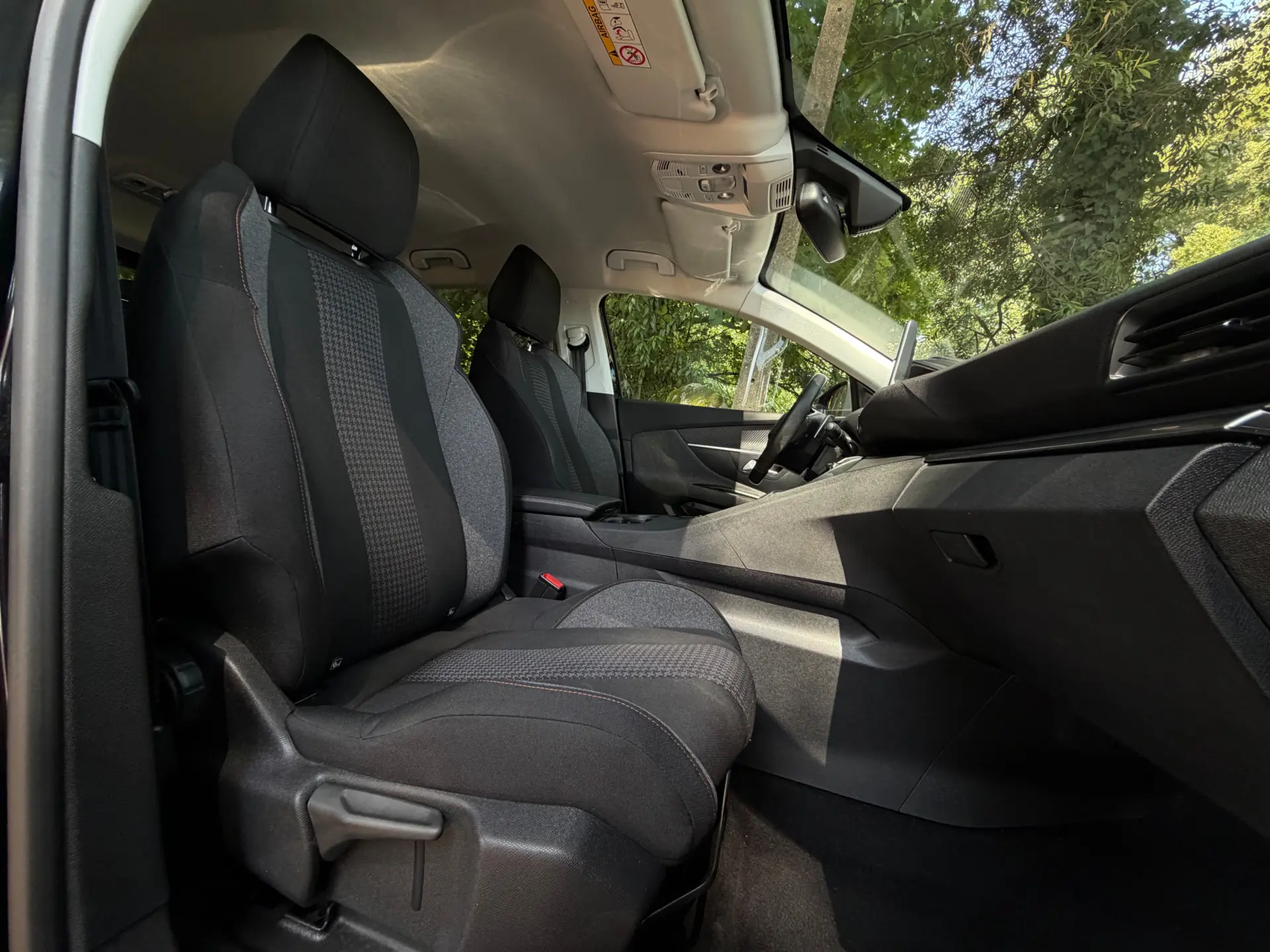Peugeot 3008 1.2 PureTech Allure Pack EAT8 51