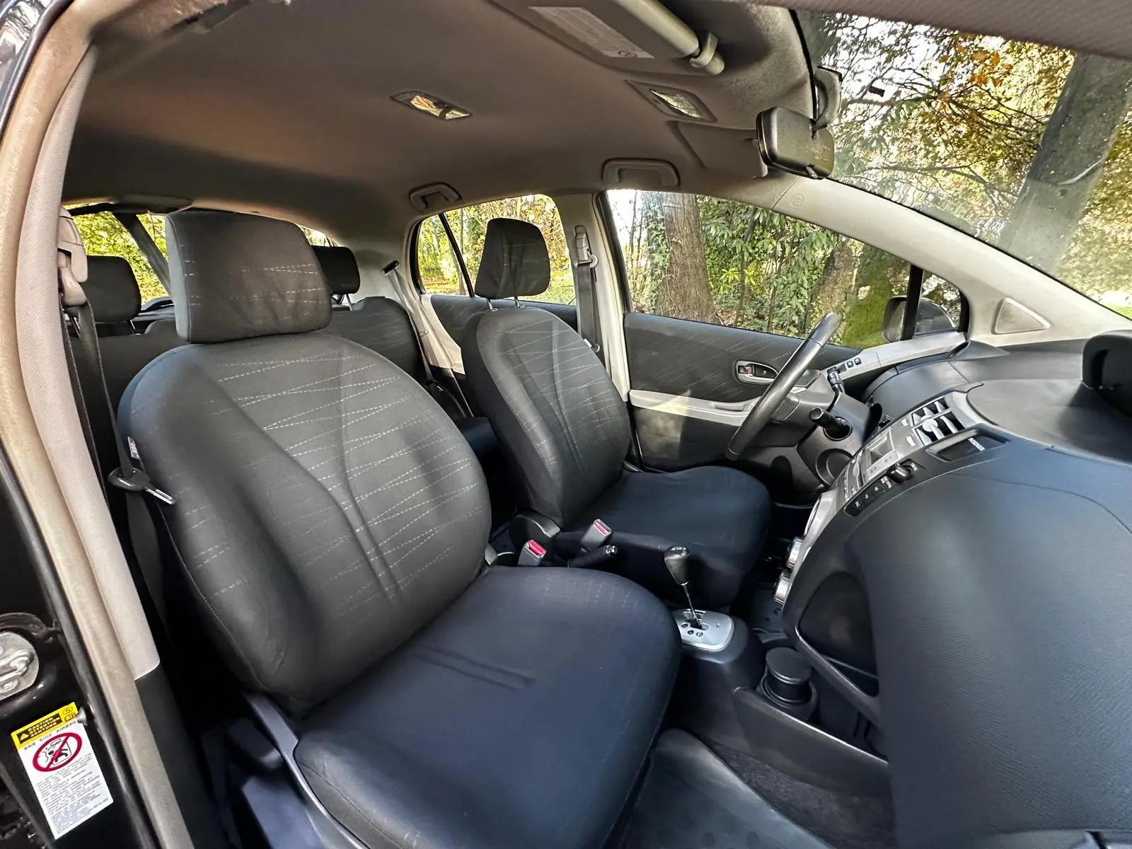Toyota Yaris 1.0 VVT-i High Pack MM 29