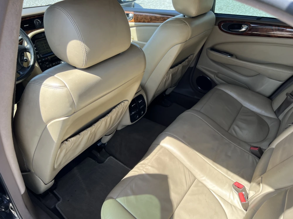 Jaguar Daimler XJ V6 D 2.7 30