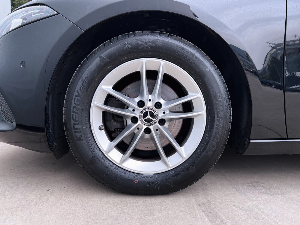 Mercedes-Benz A 180 A 180 d Progressive Aut. 10