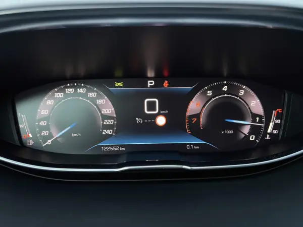 Peugeot 5008 PureTech 130 EAT8 Stop & Start Active Business-Pack 38