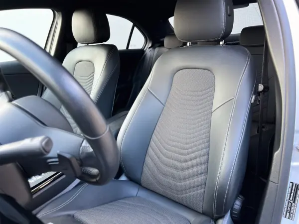Mercedes-Benz A 180 Limousine d Business Solutions Aut. 49