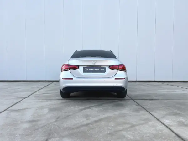Mercedes-Benz A 180 Limousine d Business Solutions Aut. 6