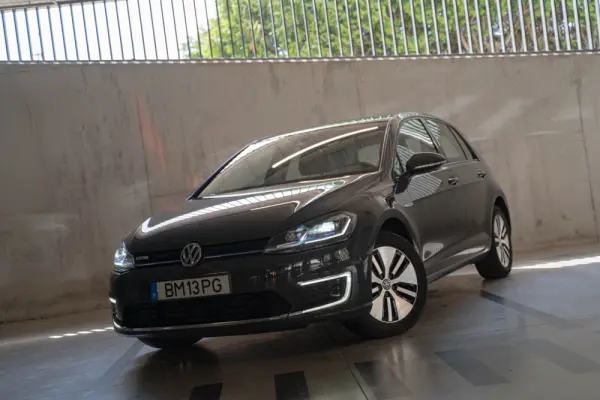 Volkswagen e-Golf AC/DC 1