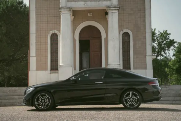 Mercedes-Benz C 200 d Coupé AMG Line Aut. 11