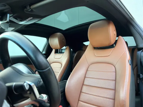 Mercedes-Benz C 200 d Coupé AMG Line Aut. 35