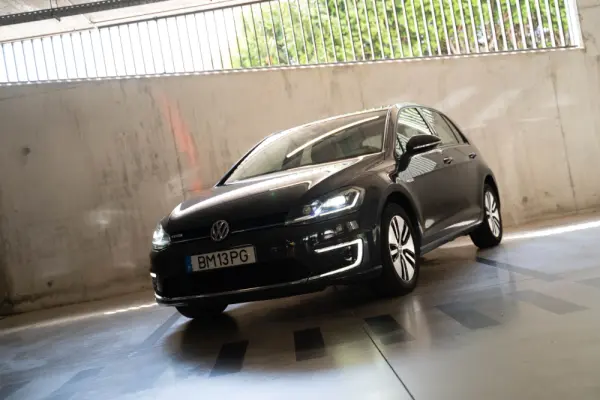 Volkswagen e-Golf AC/DC 5