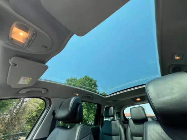 Peugeot 5008 1.6 E-HDi 7L Allure 2-Tronic 17