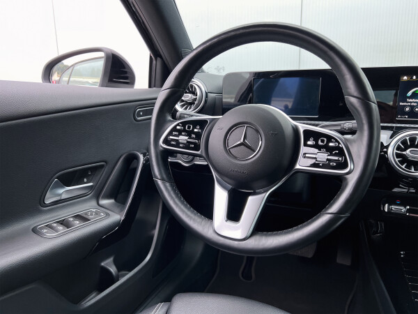 Mercedes-Benz A 180 A 180 d Progressive Aut. 17