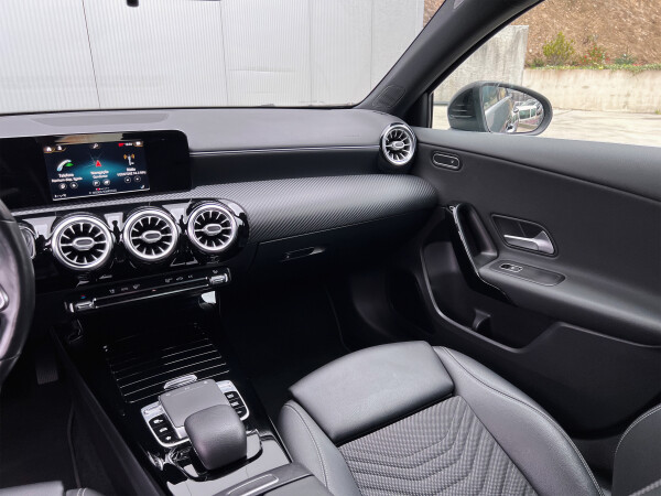 Mercedes-Benz A 180 A 180 d Progressive Aut. 41