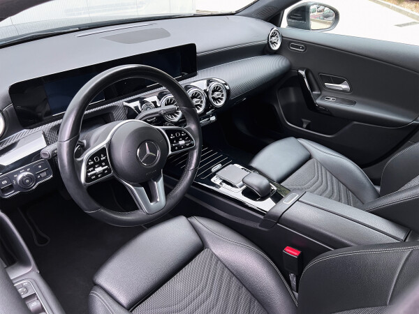 Mercedes-Benz A 180 A 180 d Progressive Aut. 11