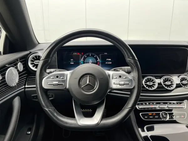 Mercedes-Benz E 220 d Cabrio 9G-Tronic AMG Line 33