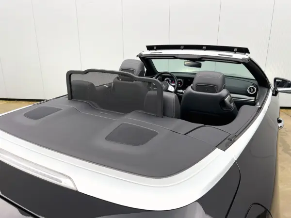 Mercedes-Benz E 220 d Cabrio 9G-Tronic AMG Line 12