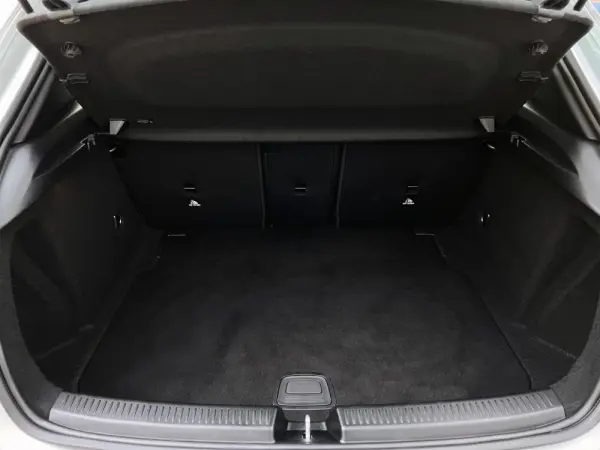 Mercedes-Benz A 180 d Progressive Aut. 38