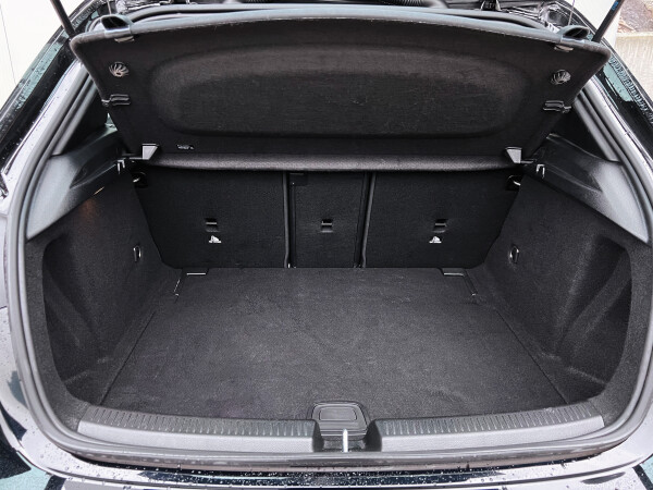 Mercedes-Benz A 180 A 180 d Progressive Aut. 47