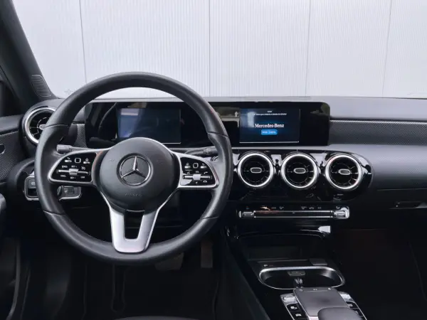 Mercedes-Benz A 180 d Progressive Aut. 31