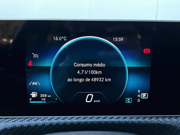 Mercedes-Benz A 180 Limousine d Business Solutions Aut. 65